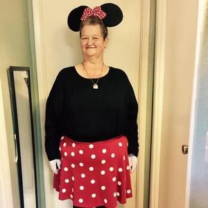 Meet your Posher, Debbie